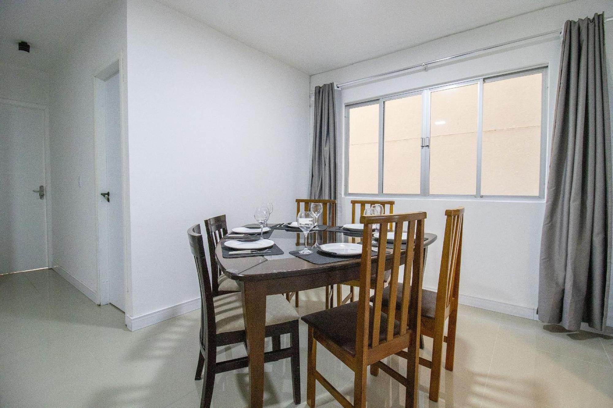 Guc32 - 2 Dorm, Wi-fi, Garagem, Quadra Mar